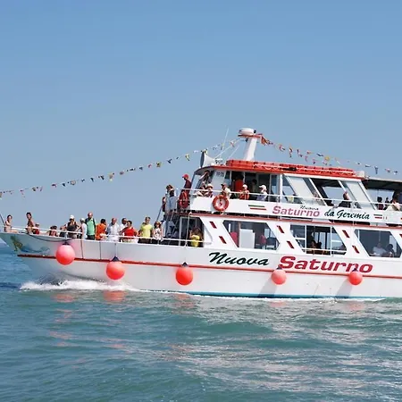 Lignano Riviera Con 3 E Giardino Dom wakacyjny Lignano Sabbiadoro